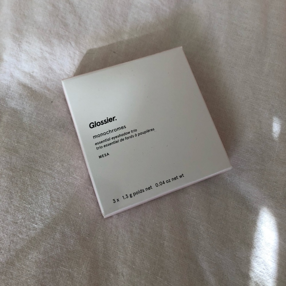 Glossier New Monochrome Eyeshadow Palette